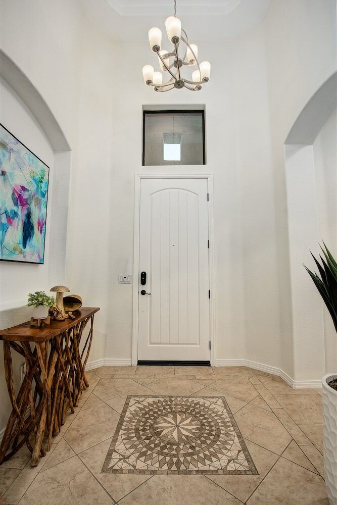 Фото Luxurious Villa Living in Indio w Pool/Spa