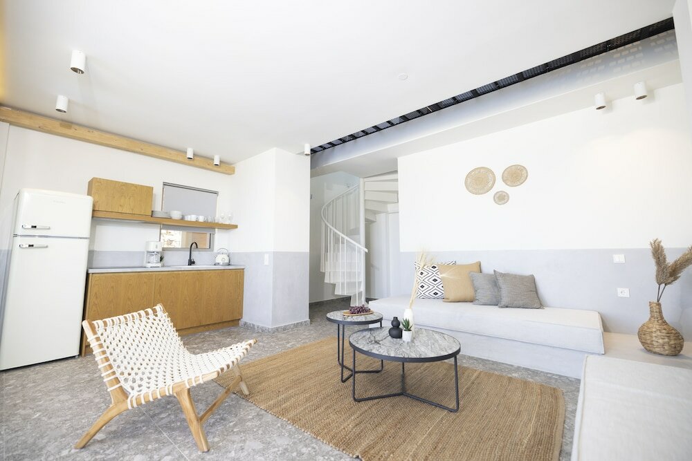 Фото Kaktus Suites Private Pool