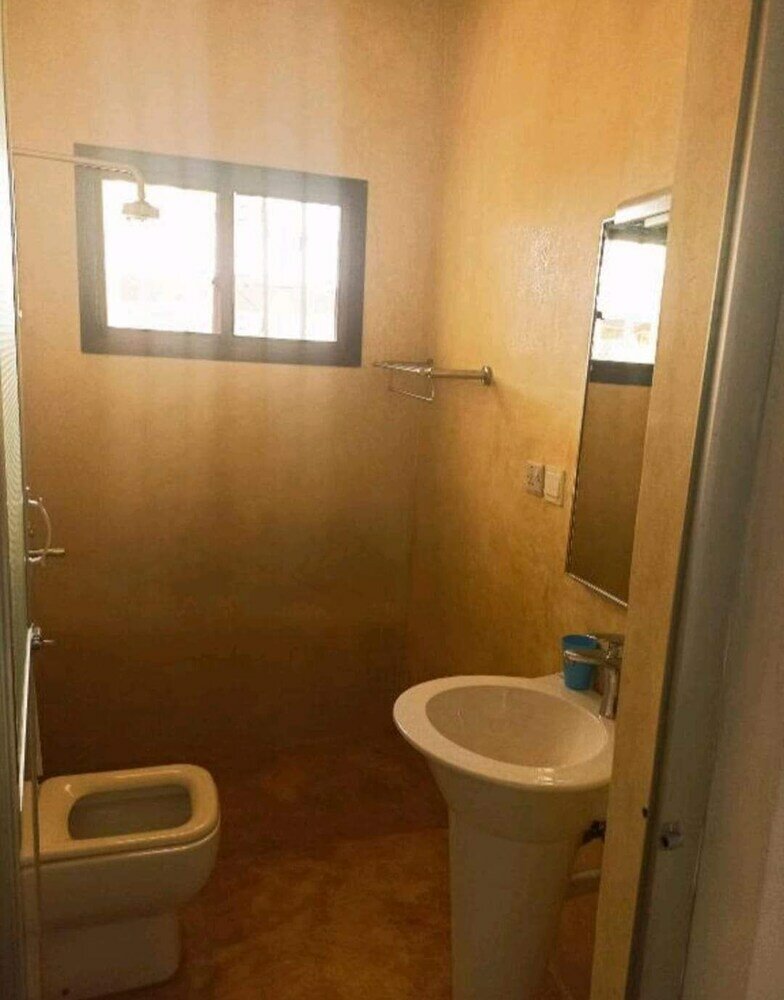 Фото Fatuma House Hotel