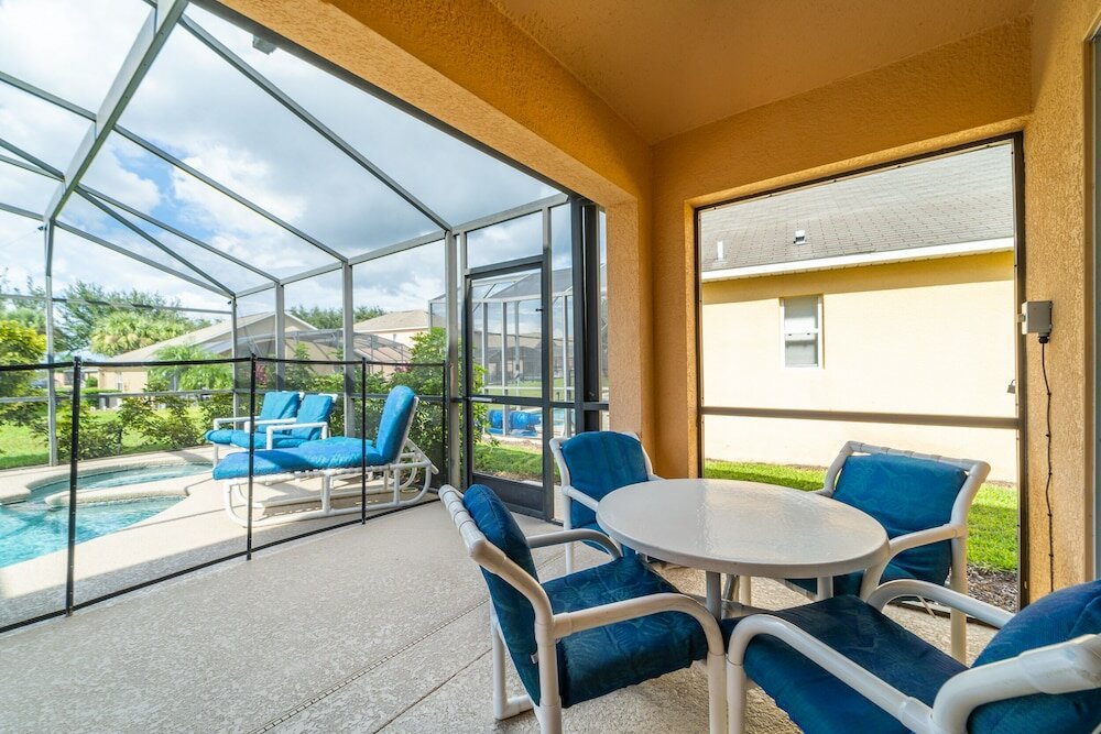 Фото 1114 4-bed Pool Home, Liberty Village Kissimmee