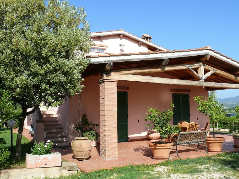 Фото Agriturismo La Quercia