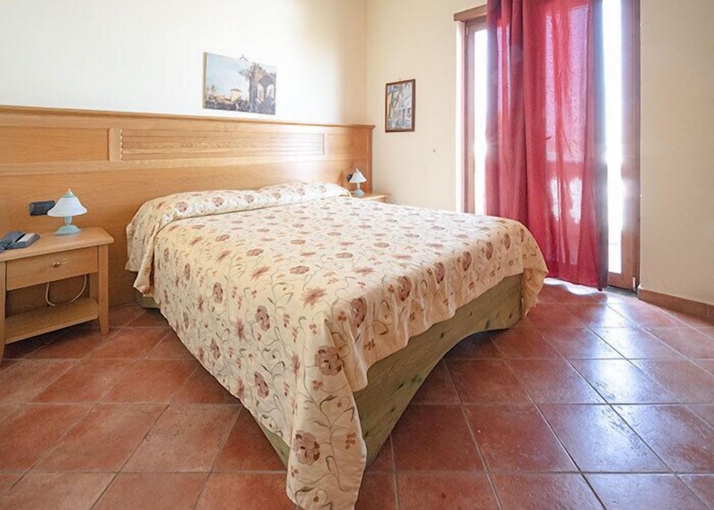 Фото Hotel Sottovento