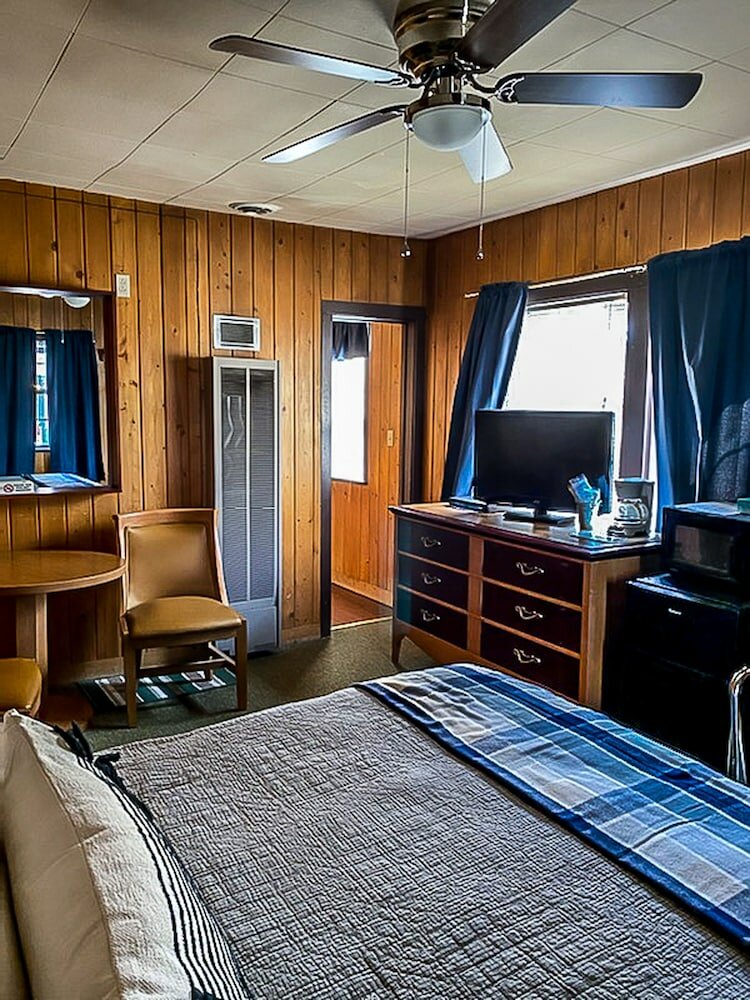 Фото The Gold Pan Motel