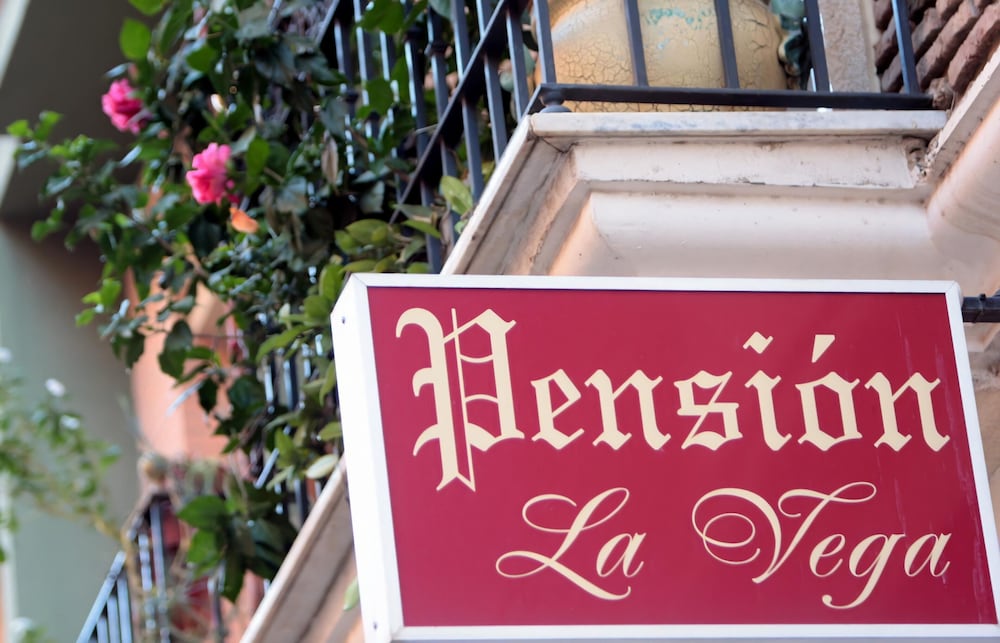 Фото Pensión La Vega