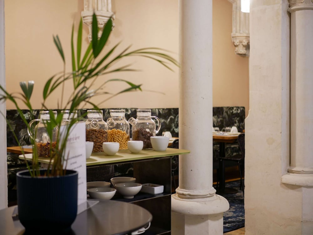 Фото Mercure Poitiers Centre