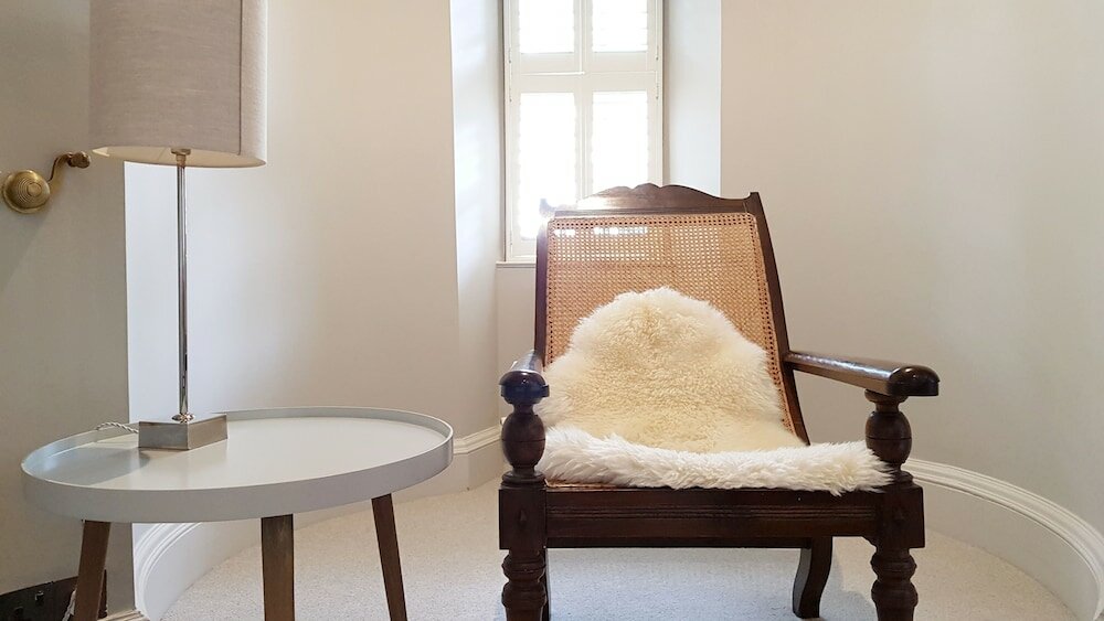 Фото Grand Edinburgh Castlehill Apartment