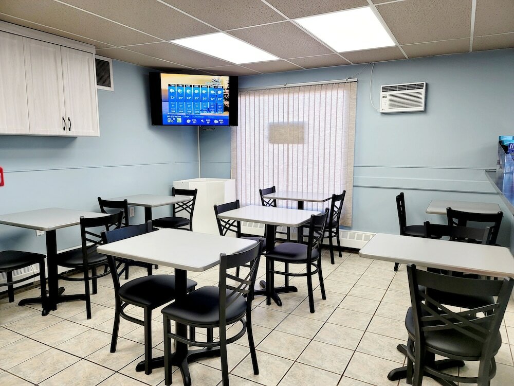 Фото Canadian Motor Inn