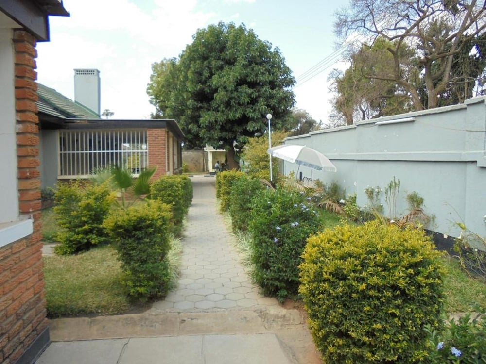 Фото отеля 5