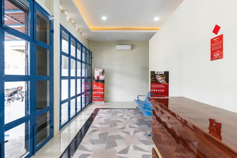 Фото RedDoorz near Medan Amplas