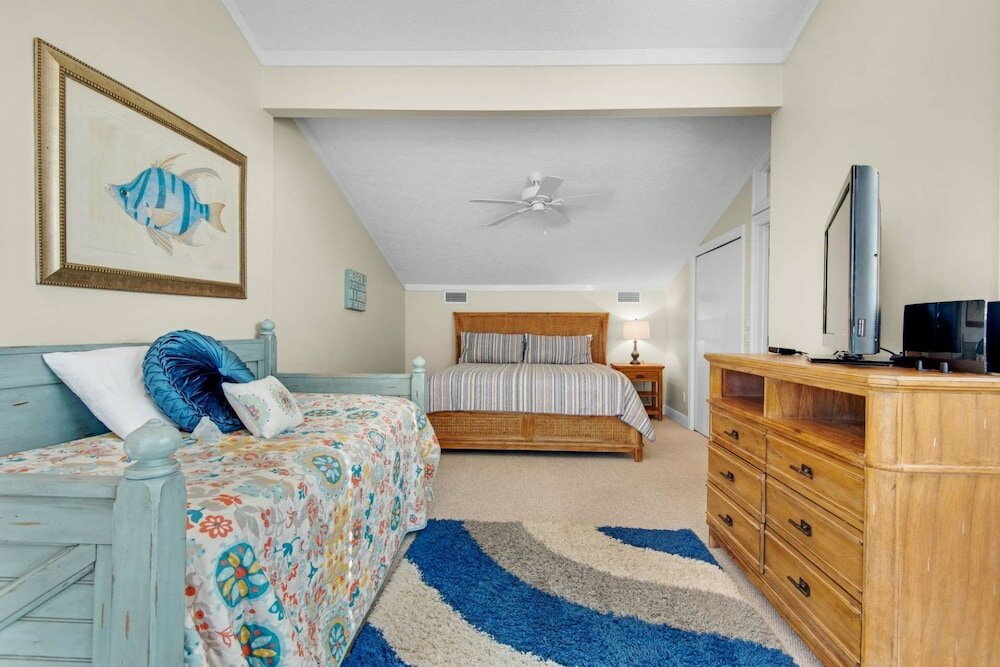 Фото Parrotdise on the Gulf