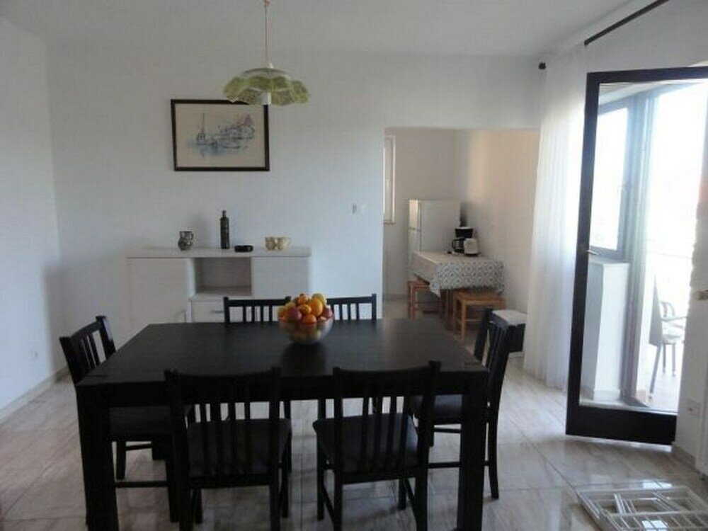 Фото Affordable apartment Helena