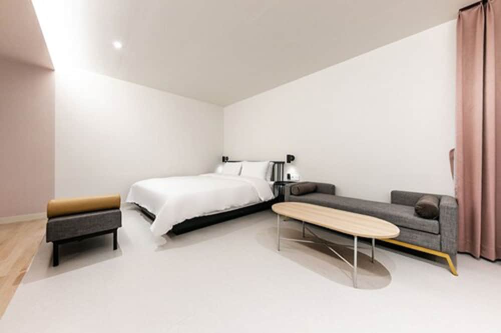 Фото Hotel YaJa Masan Odong