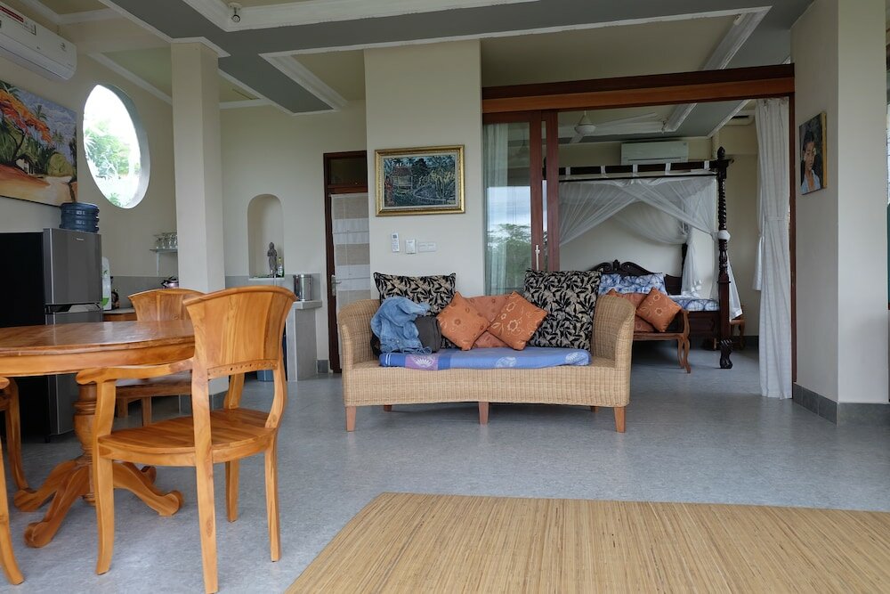 Фото Tirta Asri Ubud Villa