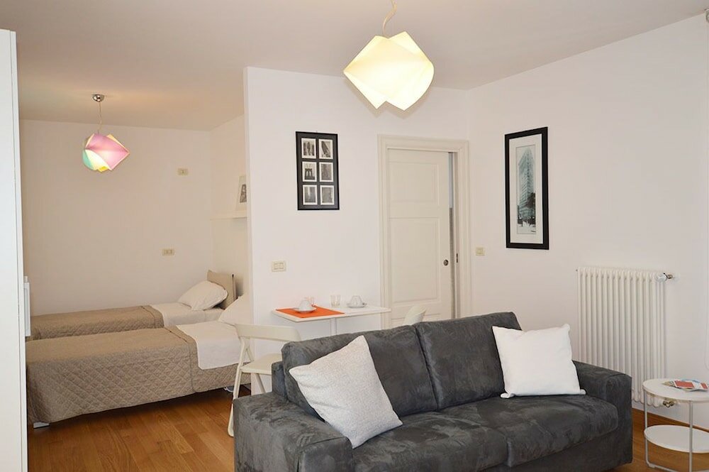 Фото Le Residenze di VIA Lo Re