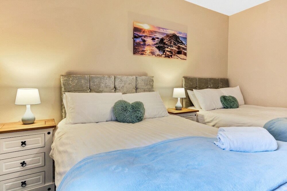 Фото The Ship's Key Aparthotel