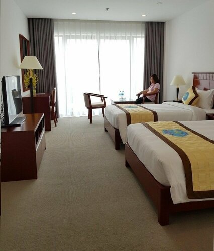 Гостиница Relax Ha Long Hotel в Халонге