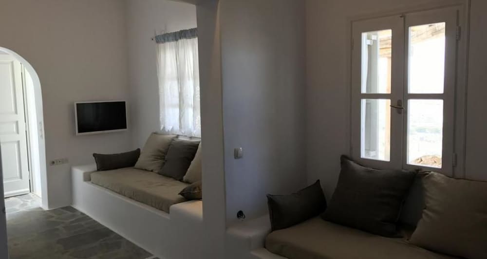 Фото Private Vacation Home - Near Mykonos New Port