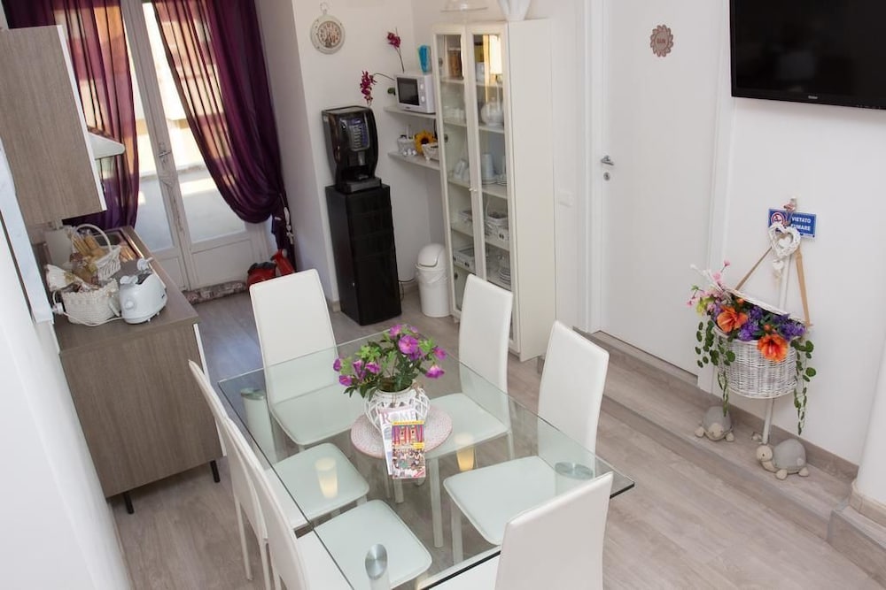 Фото Windows on Rome