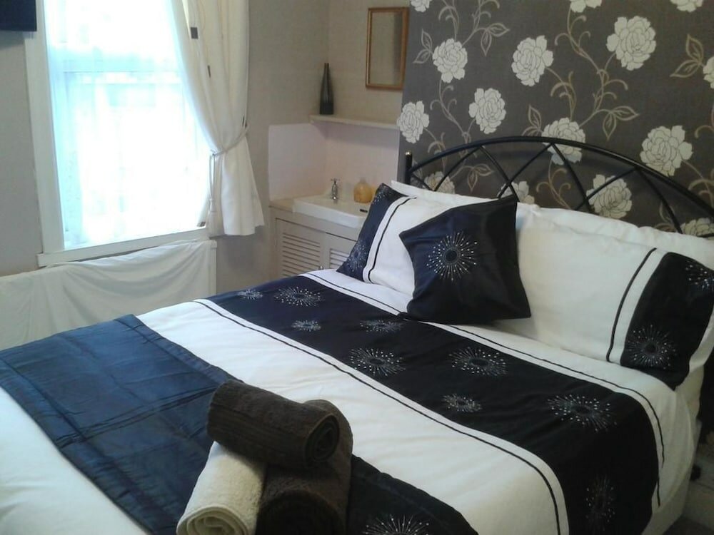 Hotel St Hilda Guest House, Bridlington, photo