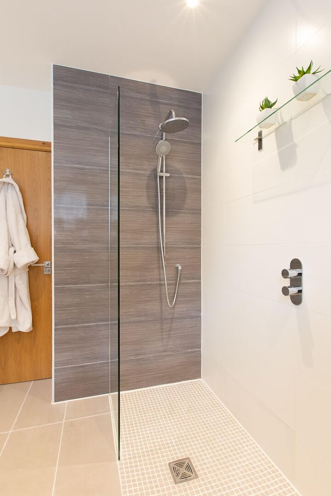 Фото HomefromHolme Alban House