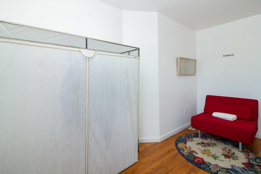 Фото Racpanos Modern Stay on Ocean Avenue