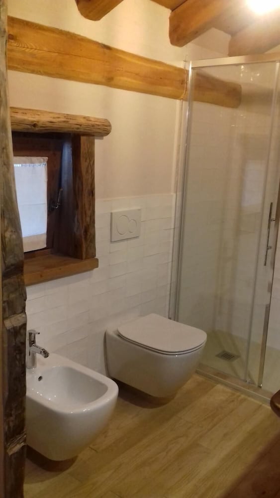 Фото Li Tzatagni