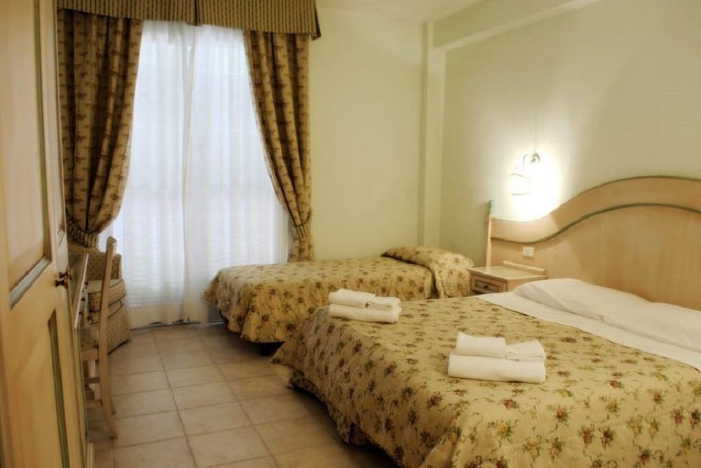 Фото Antico Colle Toscano Resort