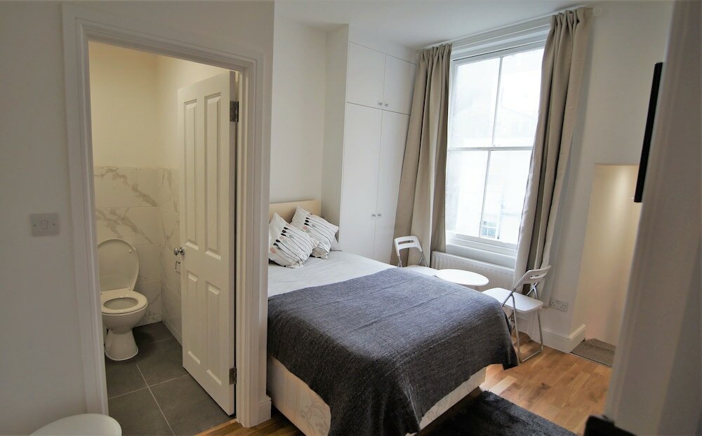 Фото Ifield Road