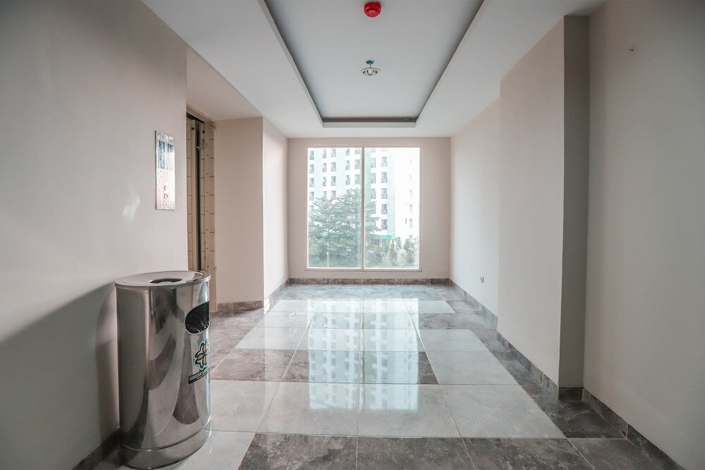 Фото Oyo 498 Green Lake View Ciputat Syariah