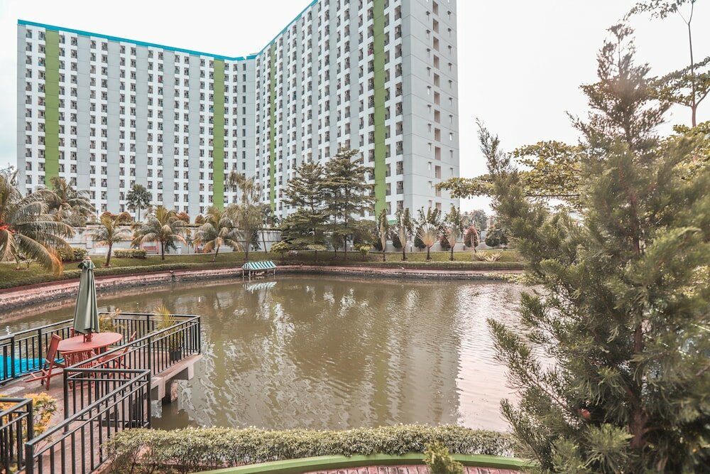 Фото Oyo 498 Green Lake View Ciputat Syariah