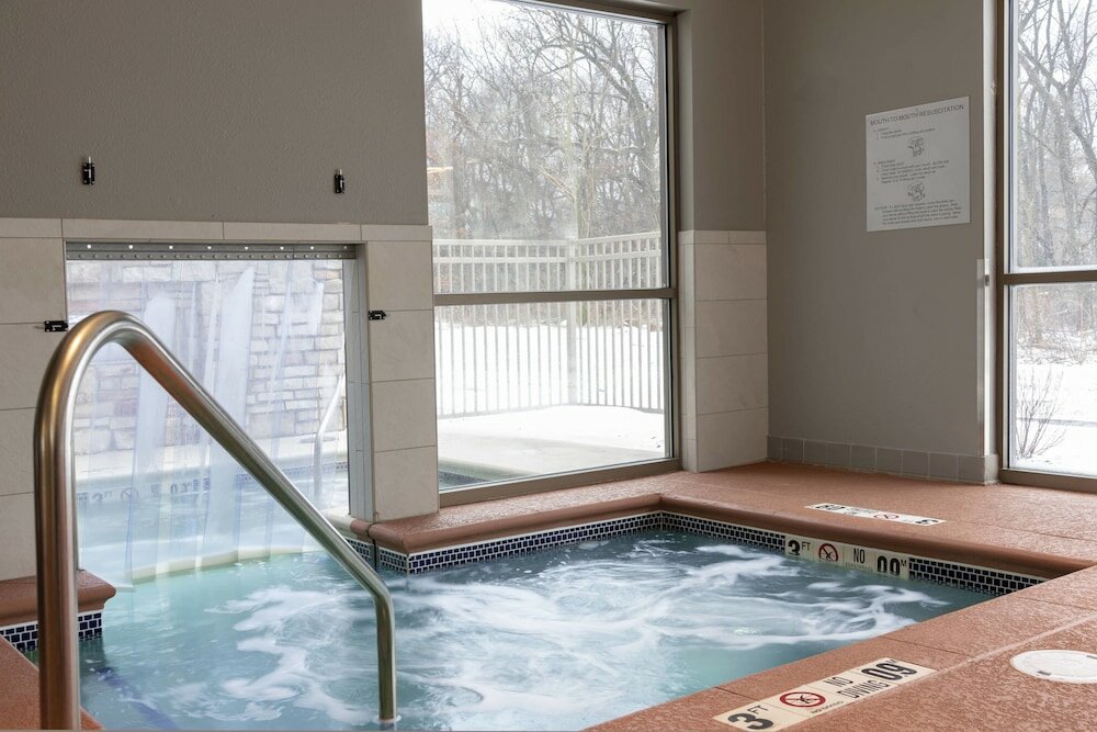 Фото Fairfield Inn & Suites by Marriott Fair Oaks Farms