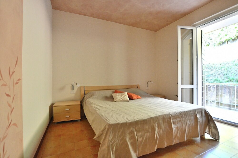 Фото Apartment Quarole With Pool