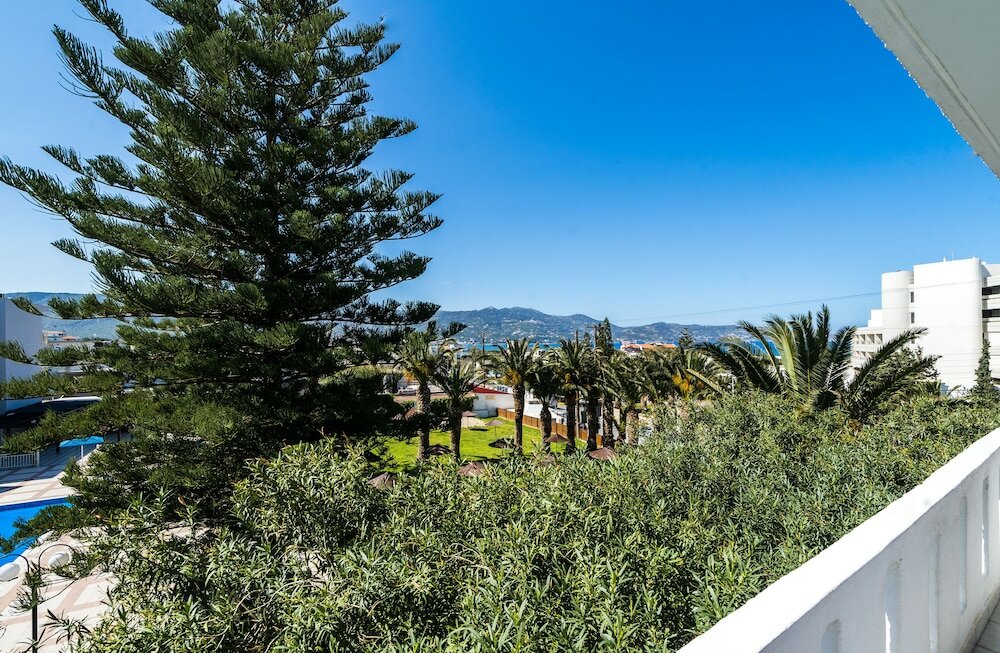 Фото Kostas Maria Studios