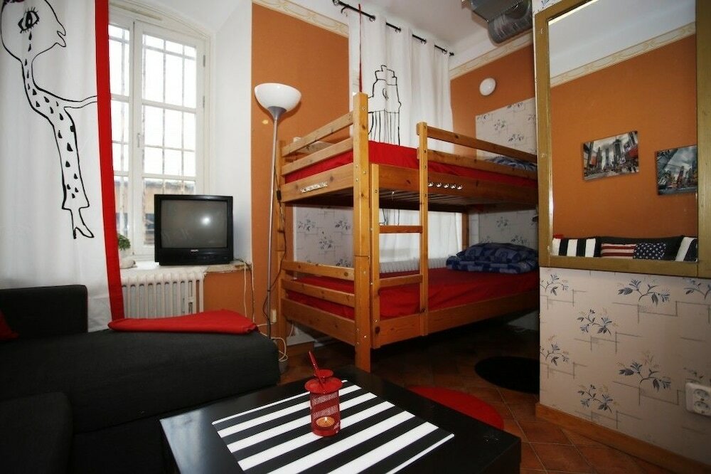 Фото отеля 2