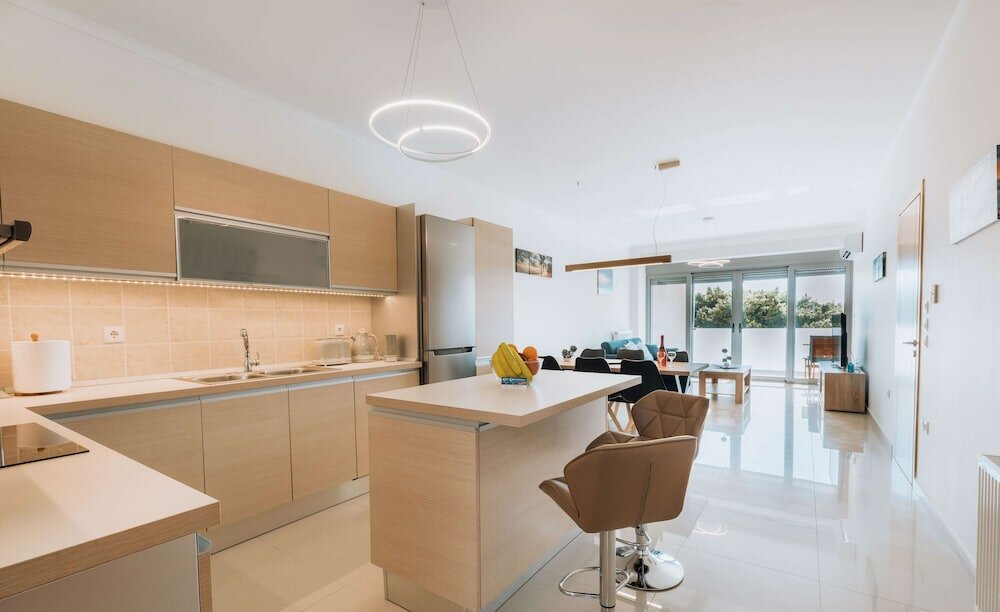 Фото Гостевой дом Port Haven Suite