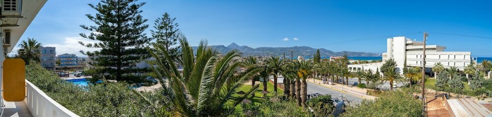 Фото Kostas Maria Studios