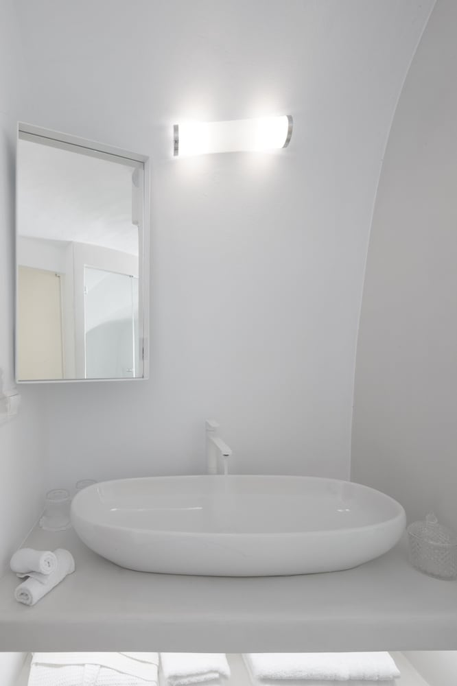 Фото Oia White Cave Oia Cliff