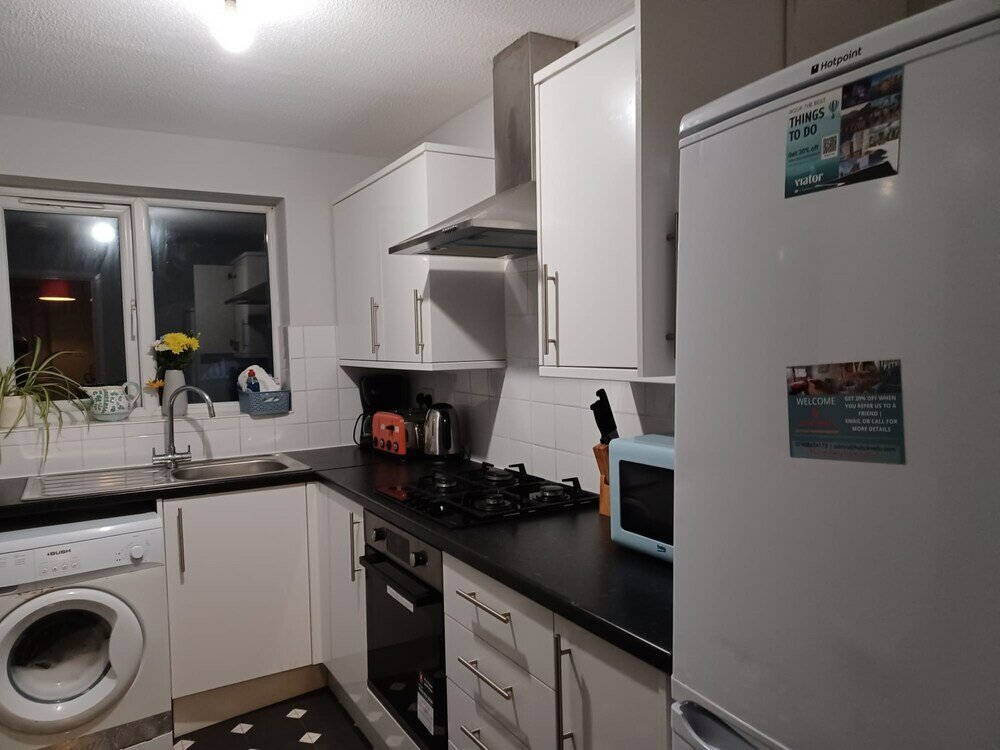 Фото Huku Kwetu - Fieldfare Green