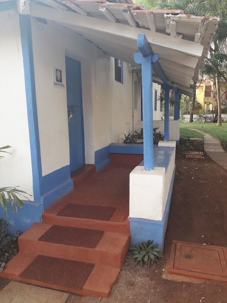 Фото Hotel Dhuni Resorts goa