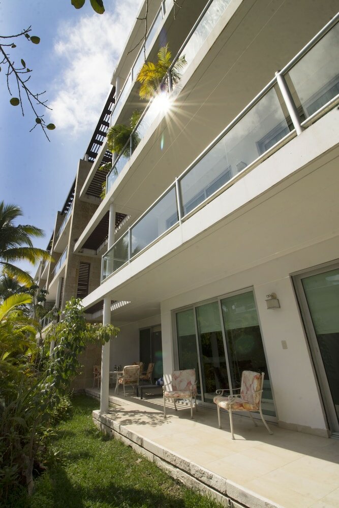 Фото Downtown Apartment Oasis 12