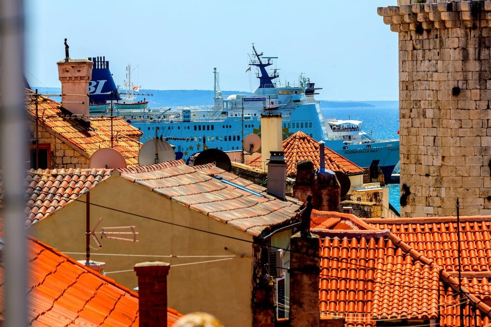 Фото L U X E Bacvice Collection