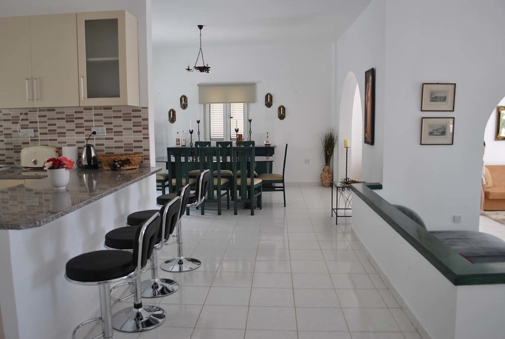 Фото Villa Sabrina by Amy Villas