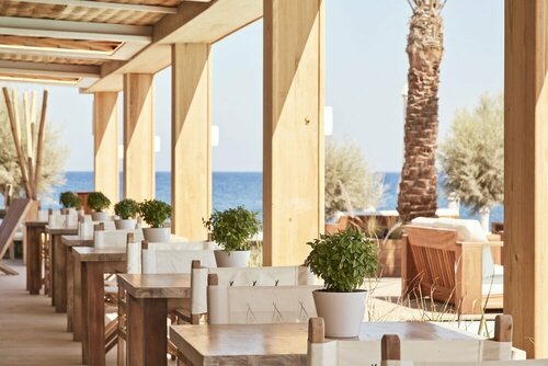 Гостиница Nikki Beach Resort & SPA Santorini