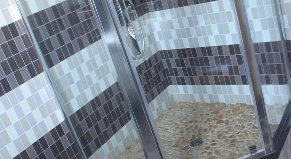 Фото Red Island Inn