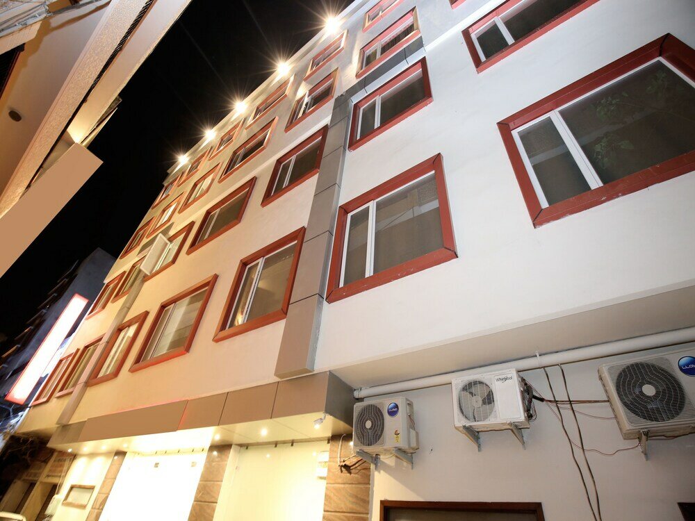 Фото Oyo 15208 Hotel Unique