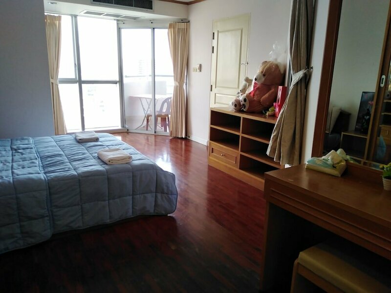 Гостиница Downtown Apartment near Bts Station в Бангкоке