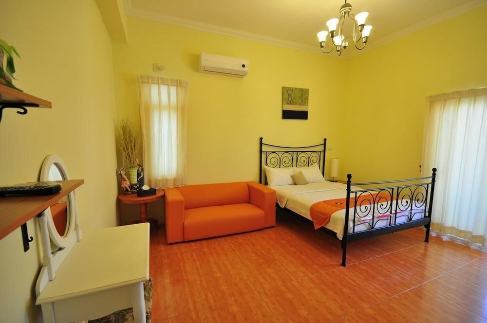 Фото Summer Time B&b