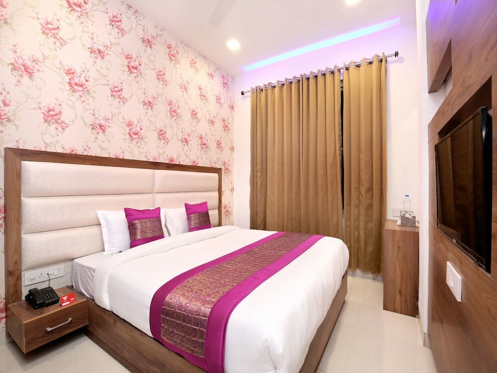 Фото Oyo 15208 Hotel Unique