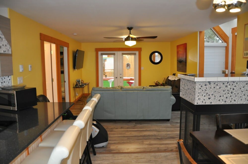 Фото Shelter Bay Resort