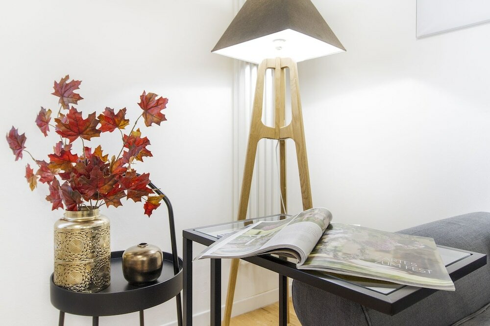 Фото GetTheKey San Vitale Apartment